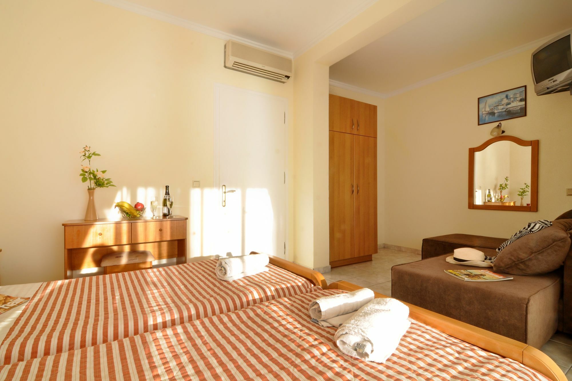 Lido Sofia Holidays Agios Gordios  Bagian luar foto